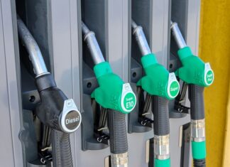 Jak poprawić jakość benzyny?