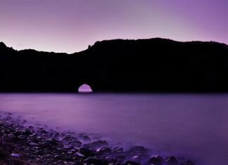 Jak zrobić dziurę bez wiertarki?