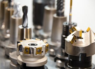 Czym smarować przy wierceniu?