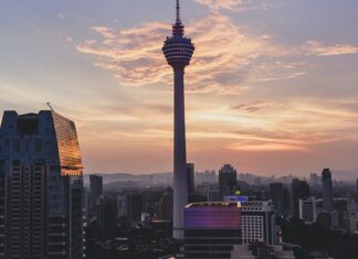 Czym kleić patyczki od lodów?